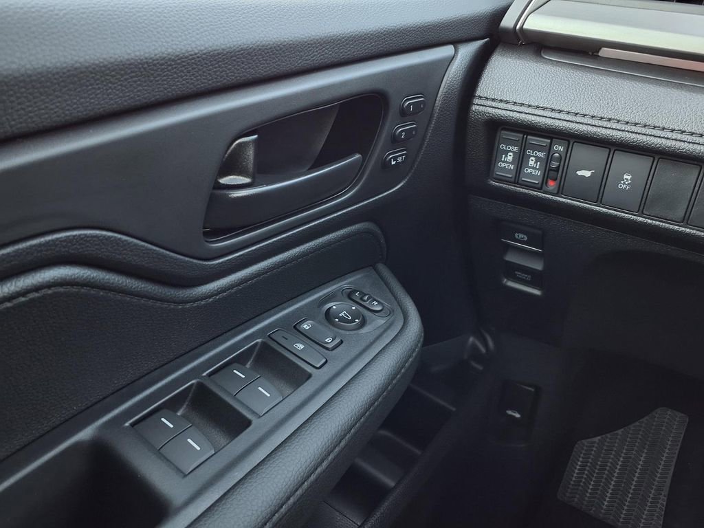 New 2026 Honda Odyssey Sport-L image 21