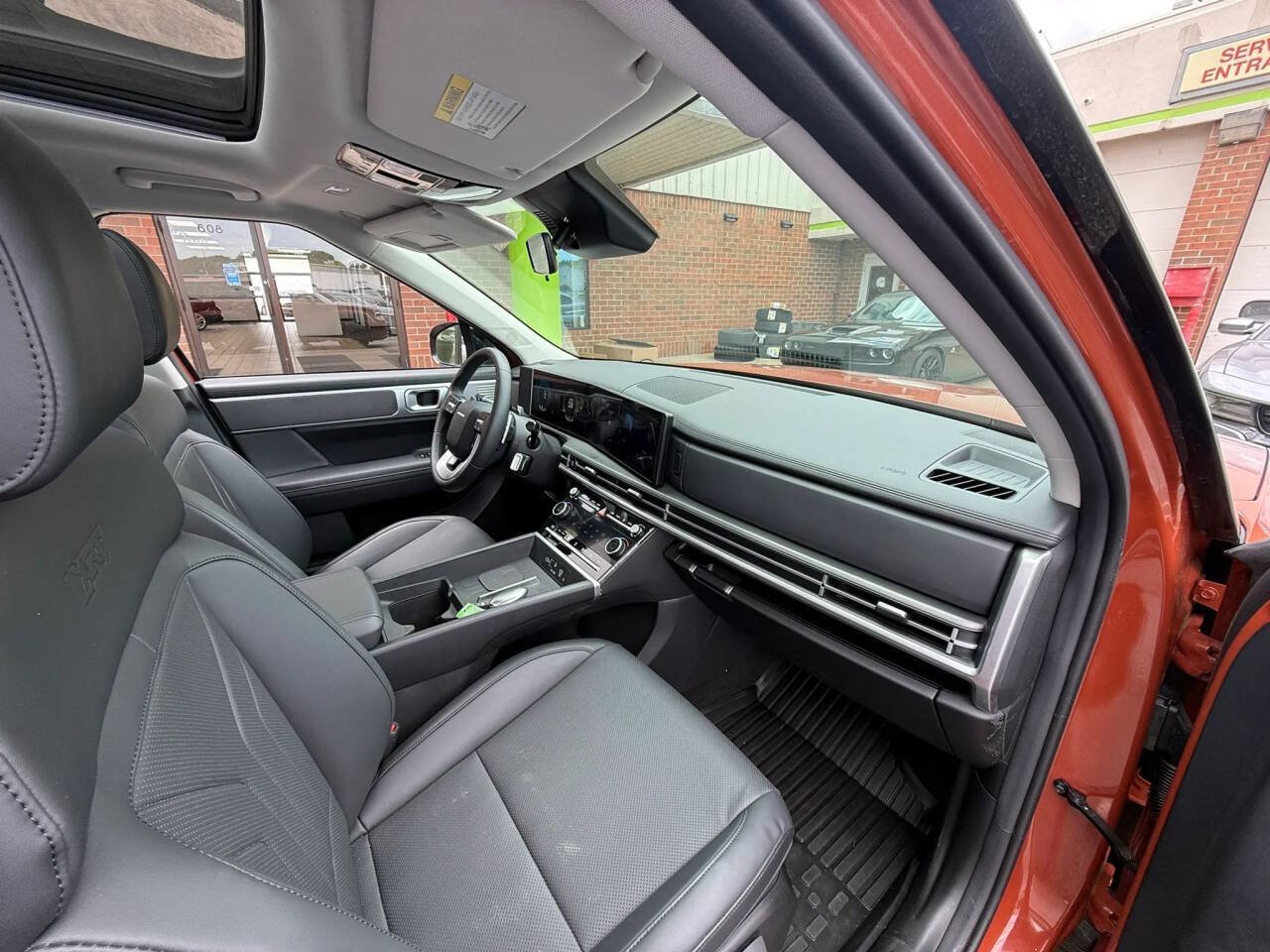Used 2025 Hyundai Santa Fe XRT AWD/4WD image 17