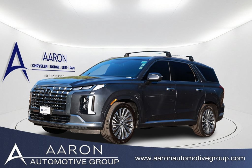 Used 2024 Hyundai Palisade Calligraphy FWD image 1