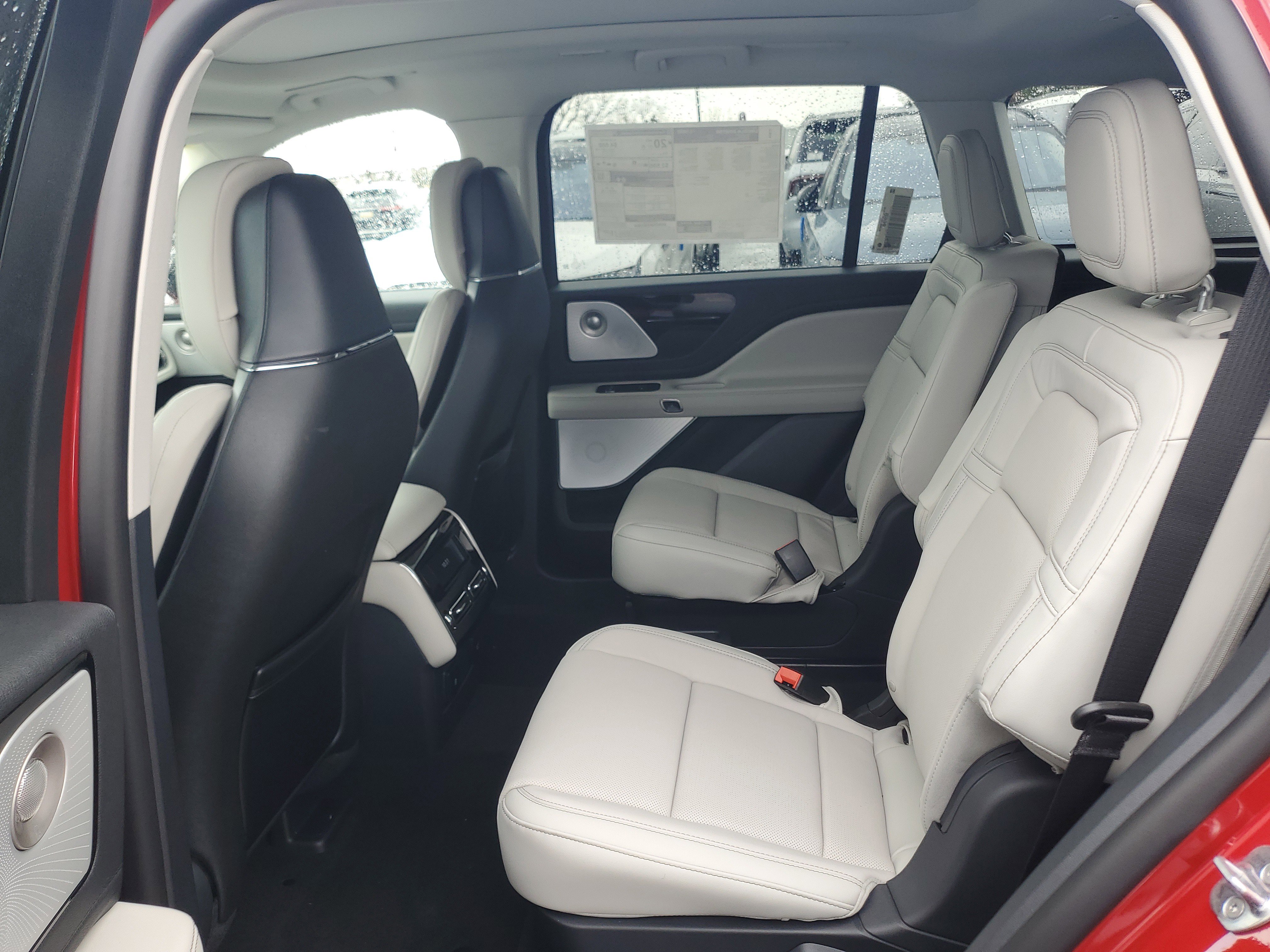 New 2026 Lincoln Aviator Reserve image 23