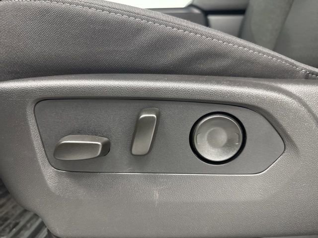 New 2026 Chevrolet Silverado 1500 Custom AWD/4WD image 10