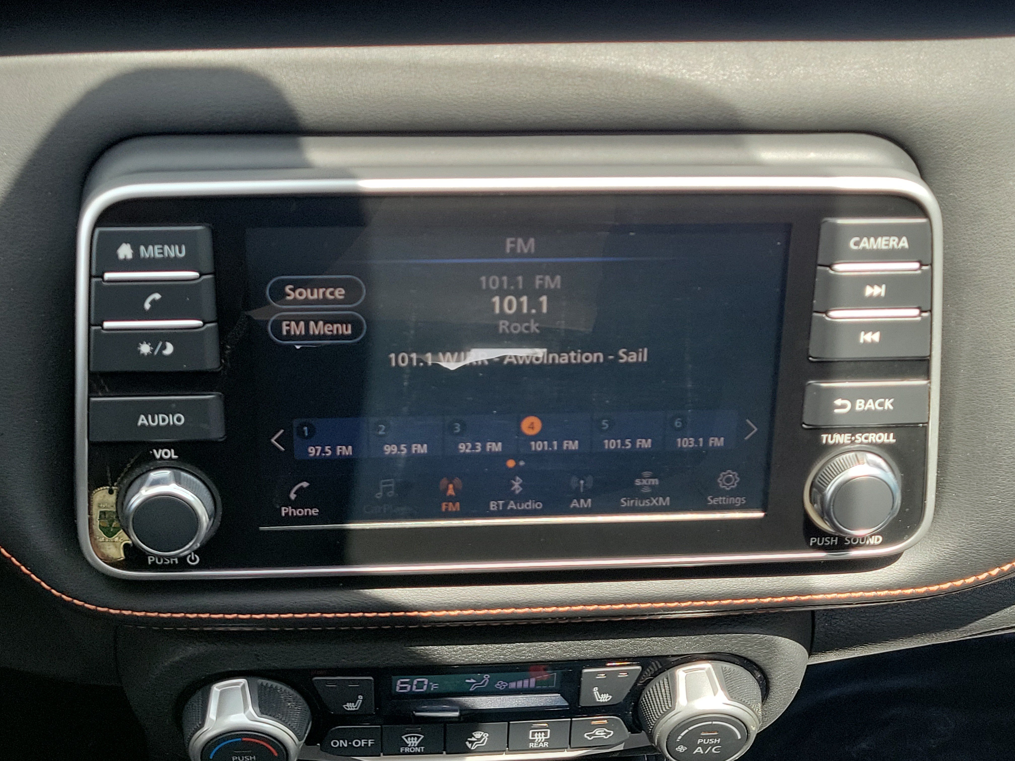 Certified 2020 Nissan Kicks SR w/ SR Premium Package FWD image 27
