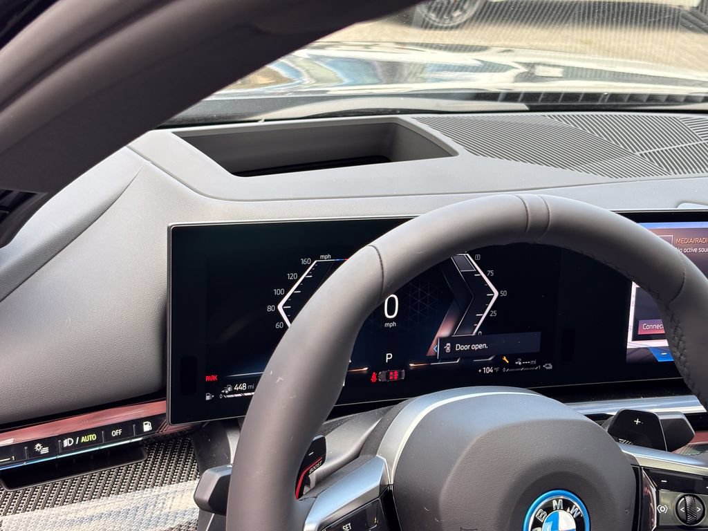 New 2027 BMW 550e xDrive w/ Executive Package AWD/4WD image 13