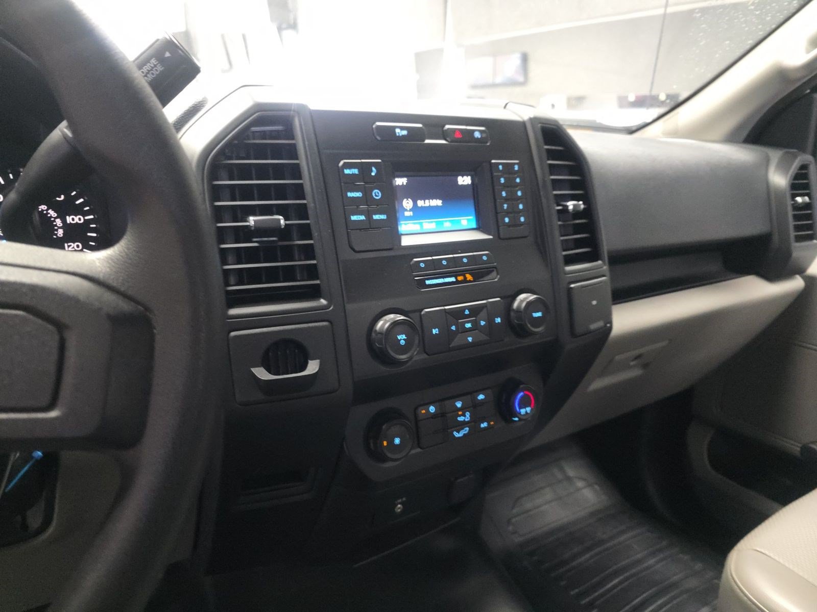 Used 2018 Ford F150 XL RWD image 11