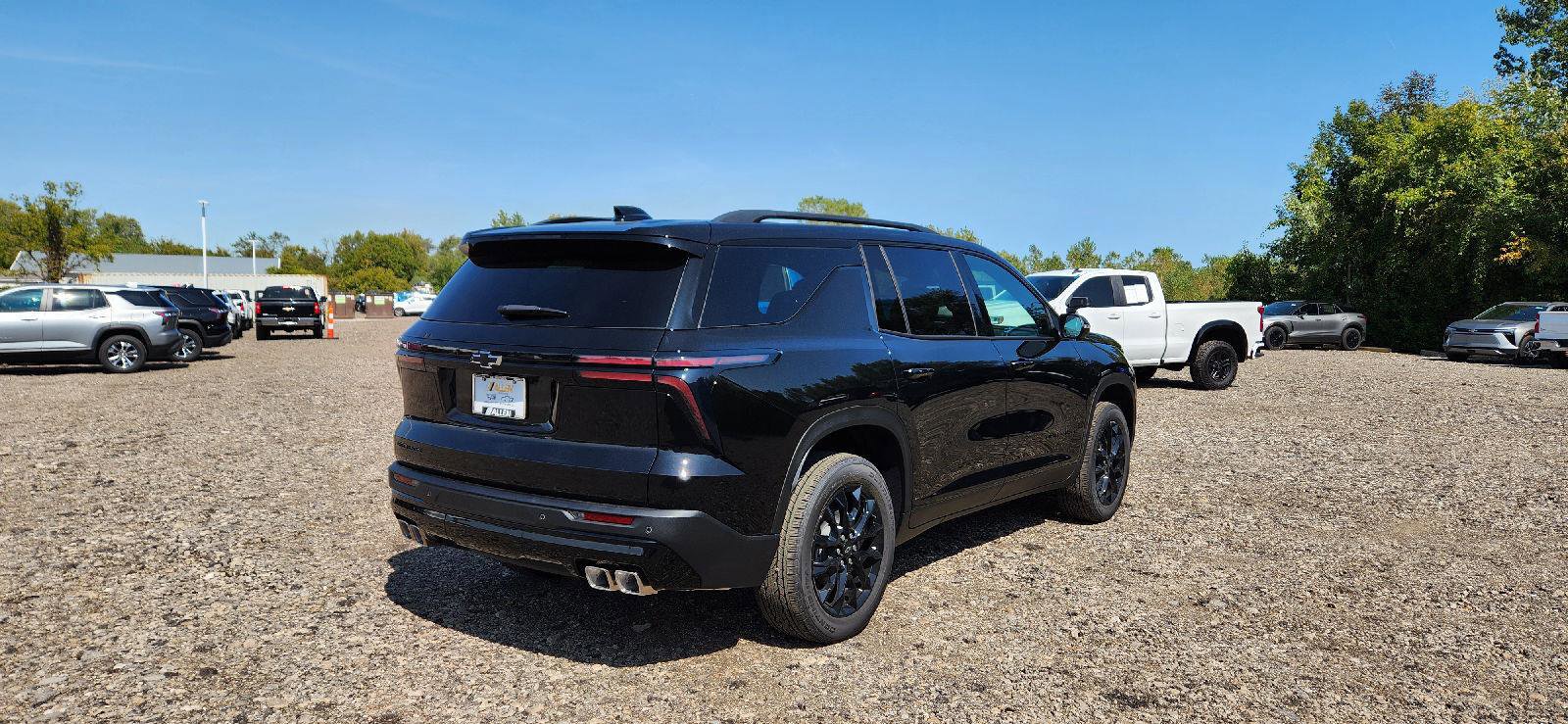 New 2026 Chevrolet Traverse LT w/ Midnight/Sport Edition image 4