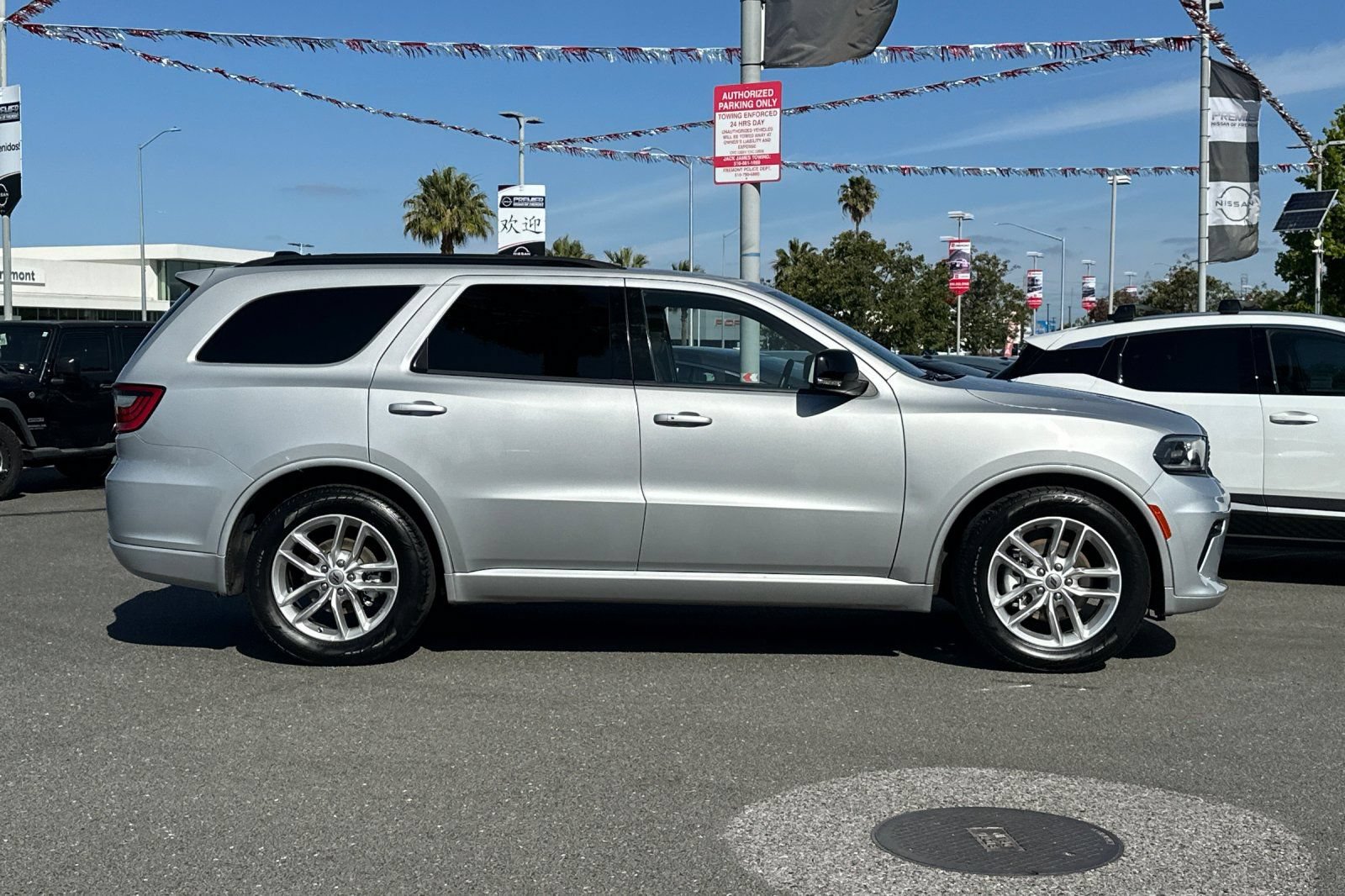 Used 2024 Dodge Durango GT RWD image 3