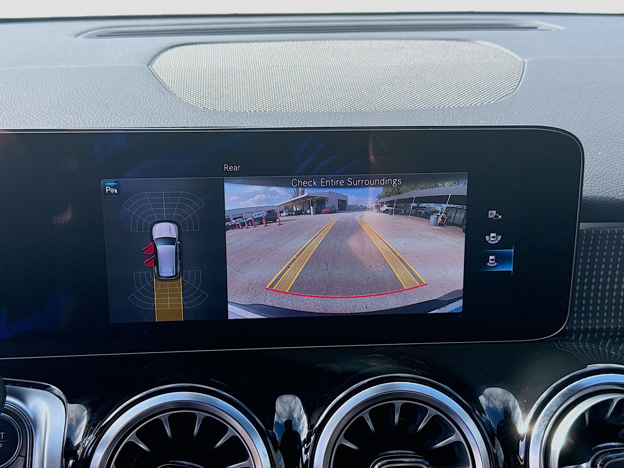 Used 2023 Mercedes-Benz EQB 250+ image 14