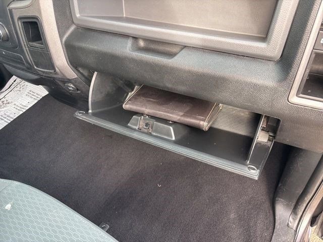 Used 2015 RAM 1500 ST w/ SXT Appearance Group image 39