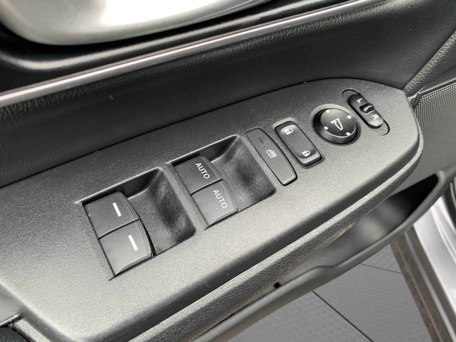 Used 2019 Honda CR-V EX-L image 12