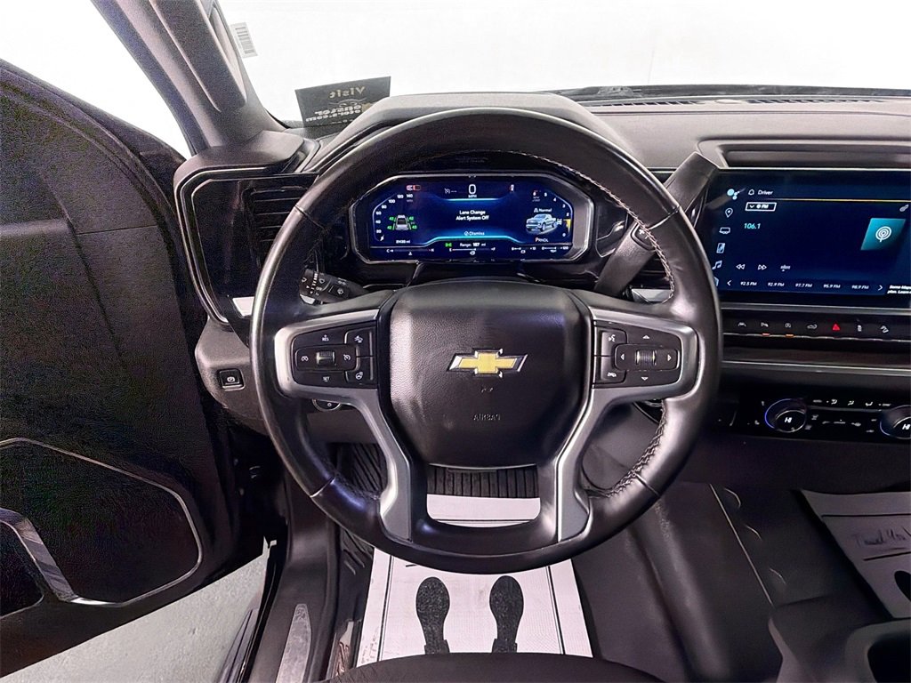 Used 2024 Chevrolet Silverado 1500 LT image 11