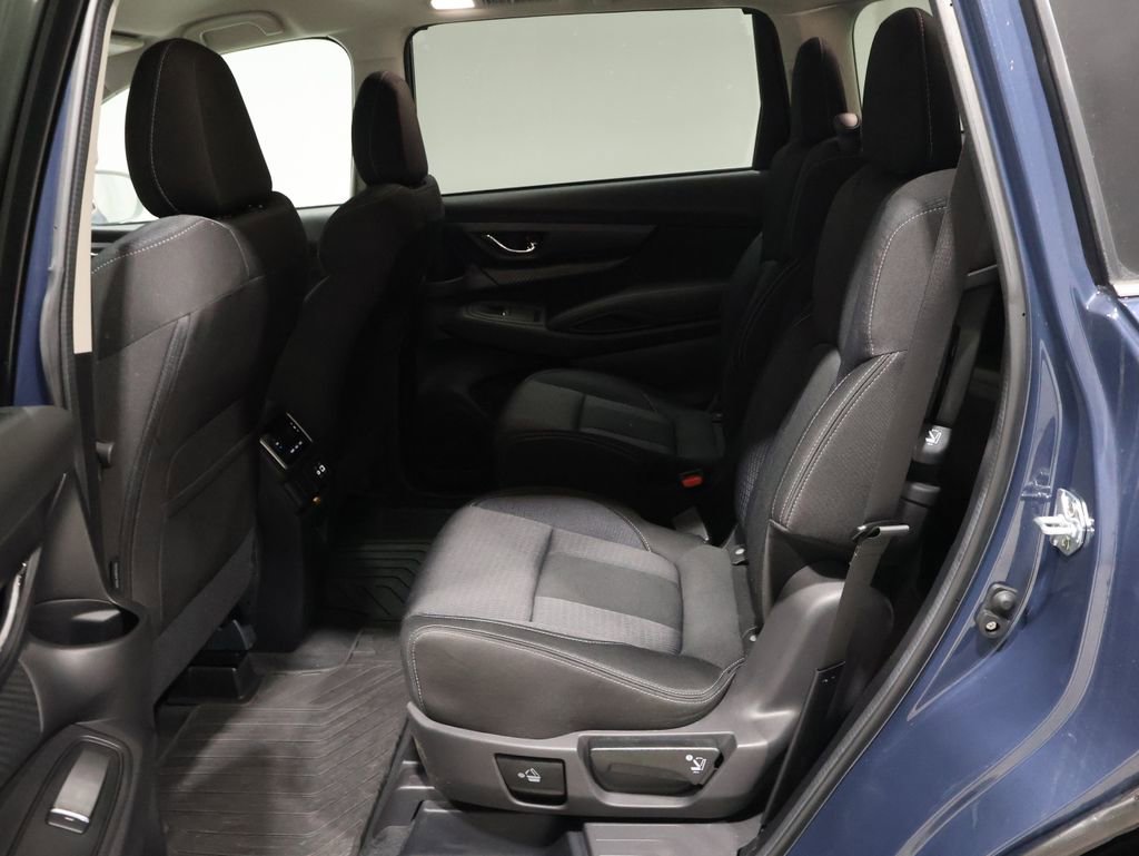 Used 2025 Subaru Ascent Premium w/ Premium Package image 17