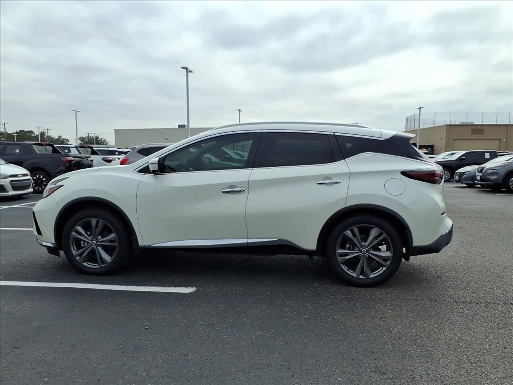 Used 2021 Nissan Murano Platinum w/ Cargo Package image 2