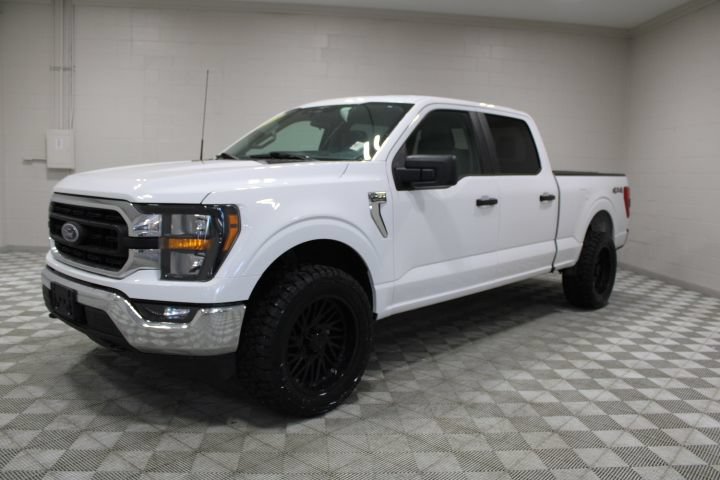 Used 2023 Ford F150 XLT w/ Trailer Tow Package AWD/4WD image 7