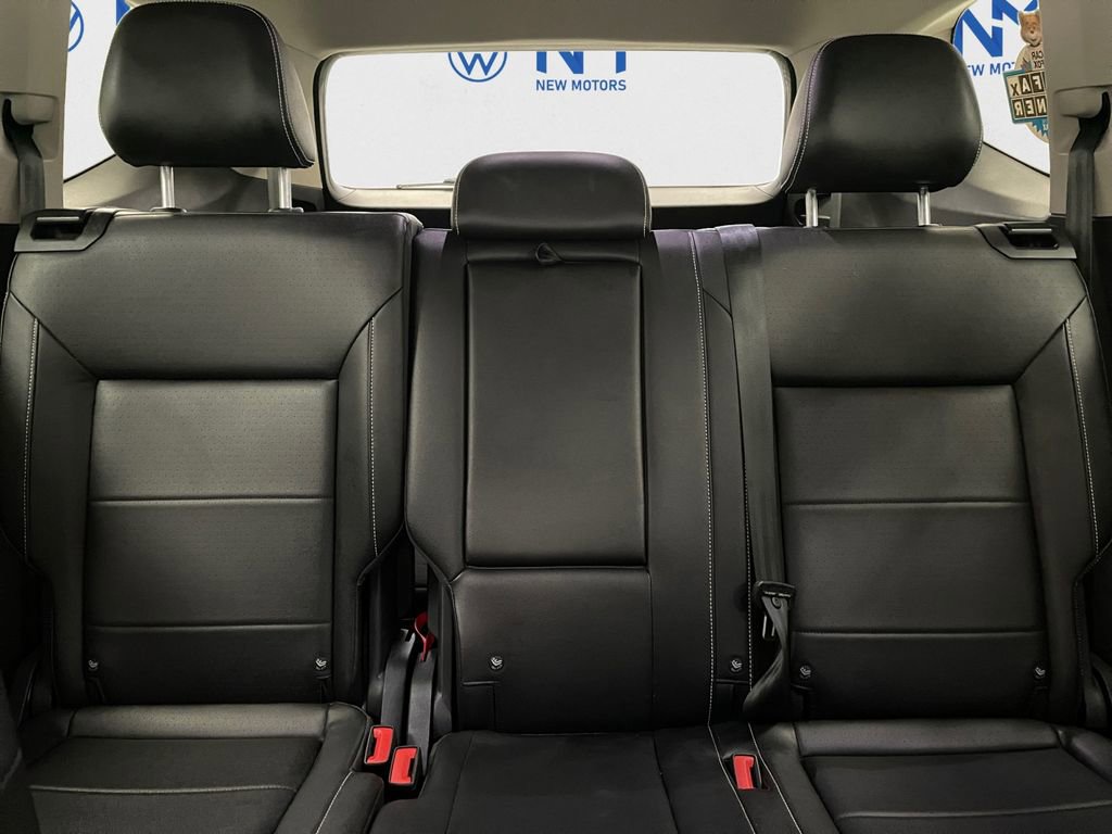 Used 2023 Volkswagen Atlas SEL image 11