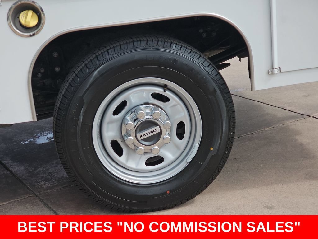 Used 2024 Ford F250 XL w/ XL Chrome Package RWD image 36