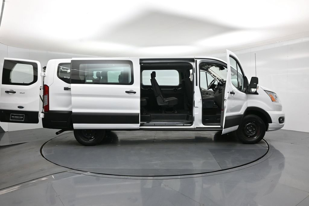 Certified 2022 Ford Transit 350 XLT image 5