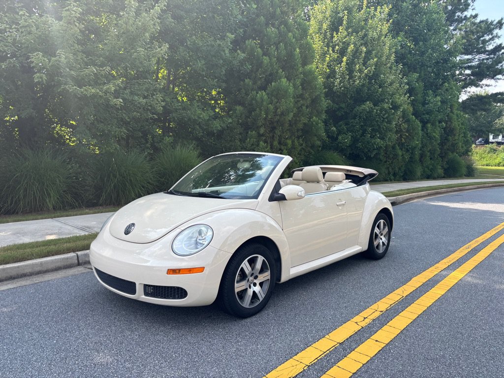 Used 2006 Volkswagen Beetle Convertible w/ Package 1