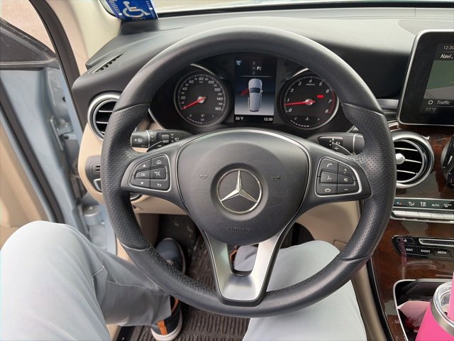 Used 2018 Mercedes-Benz GLC 300 4MATIC image 12