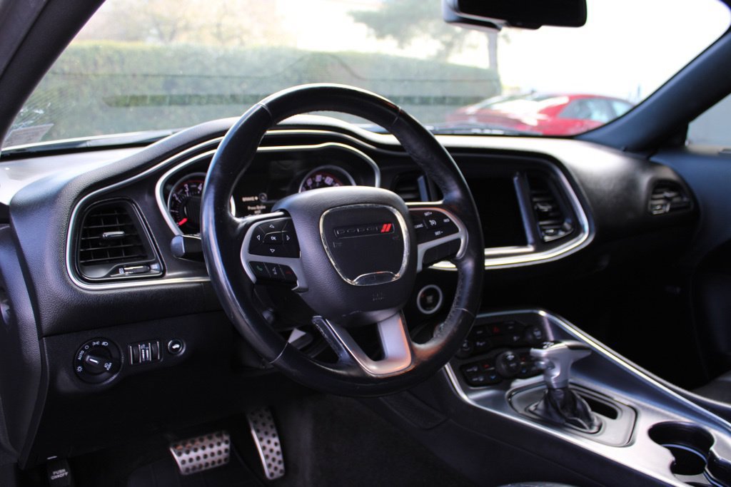 Used 2016 Dodge Challenger SXT Plus RWD image 18