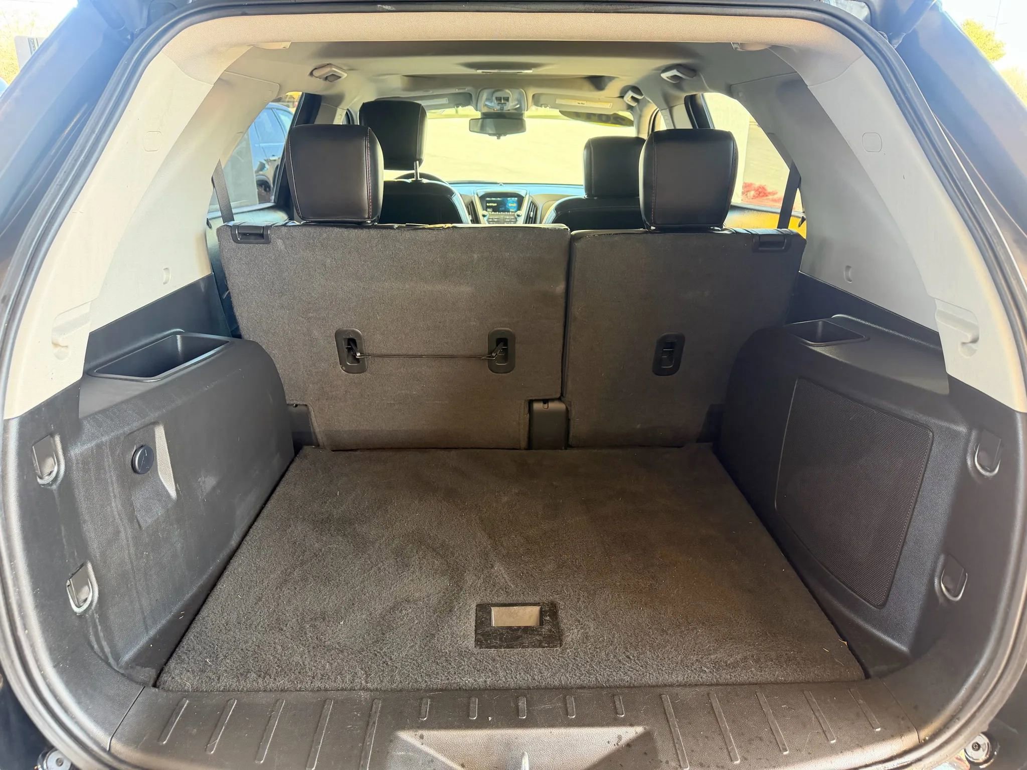 Used 2017 Chevrolet Equinox LT image 23