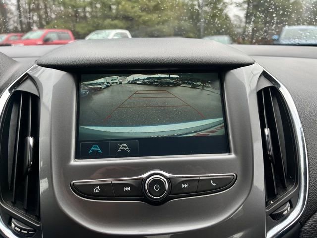 Used 2018 Chevrolet Cruze LT image 32