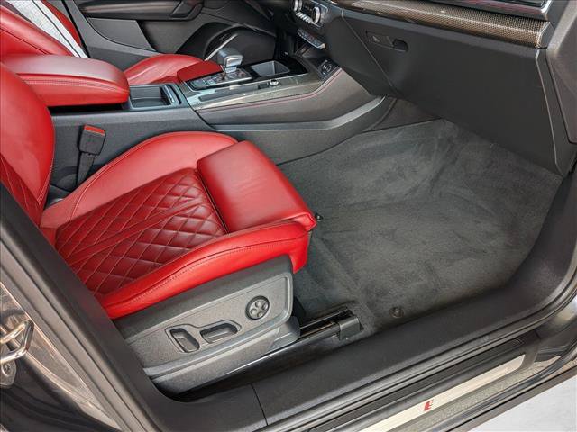 Used 2022 Audi SQ5 Premium Plus w/ Premium Plus Package AWD/4WD image 15