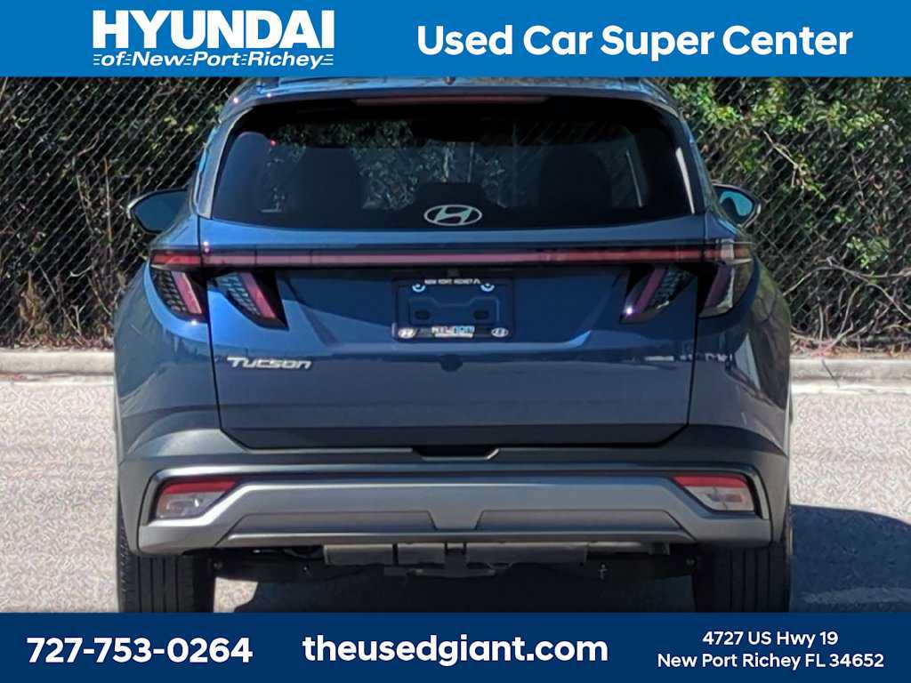 Used 2025 Hyundai Tucson SEL FWD image 4