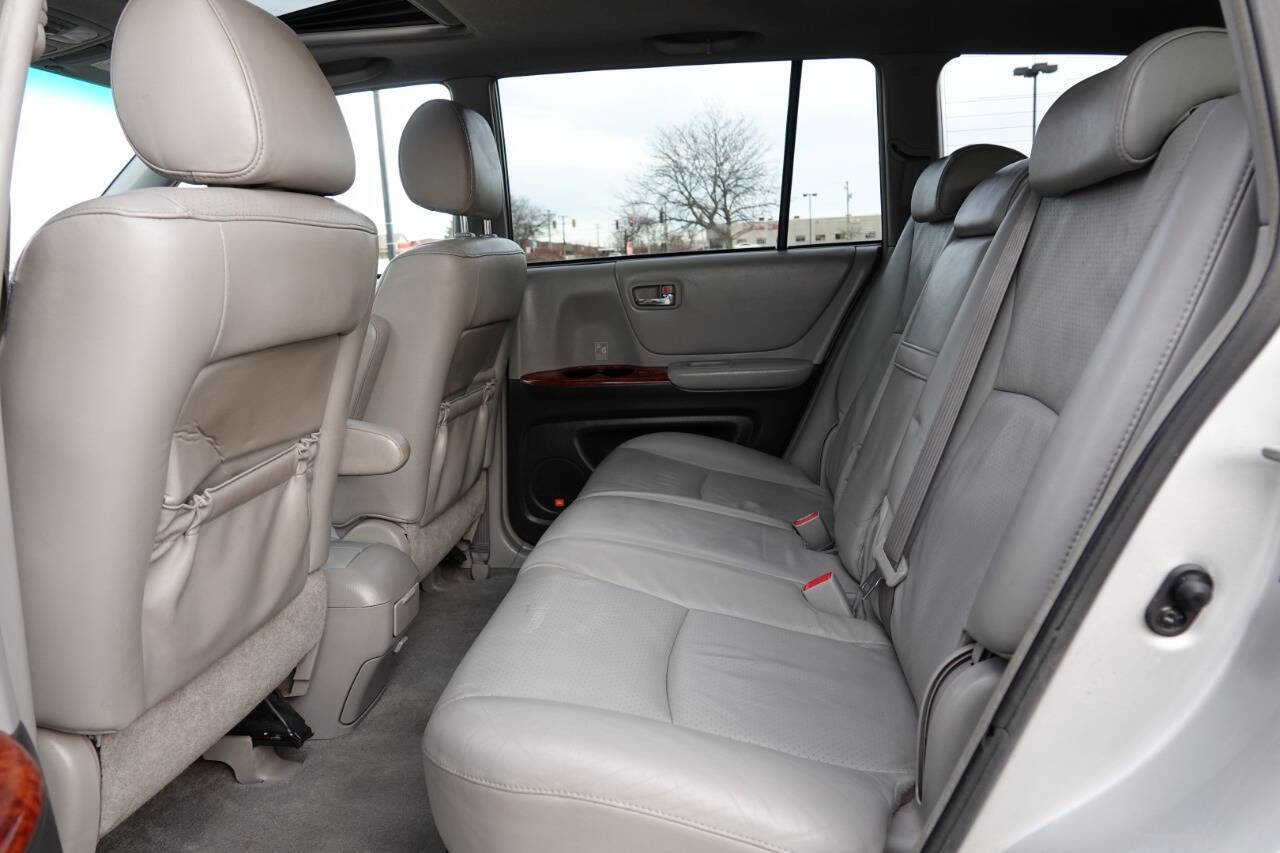 Used 2005 Toyota Highlander Limited AWD/4WD image 51
