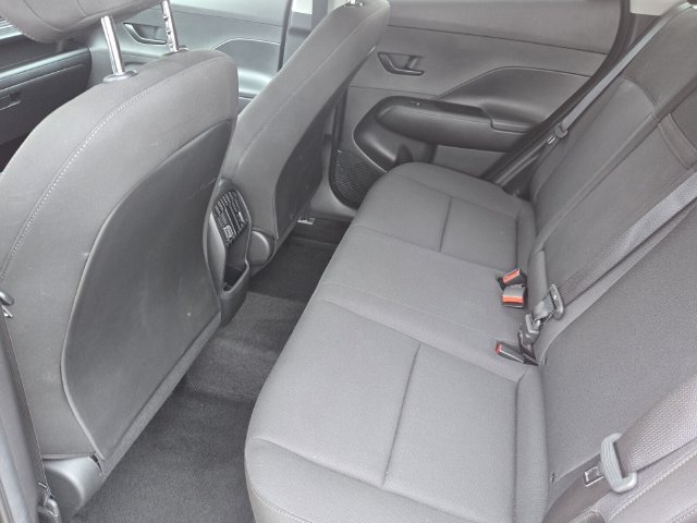 Used 2024 Hyundai Kona SEL FWD image 12