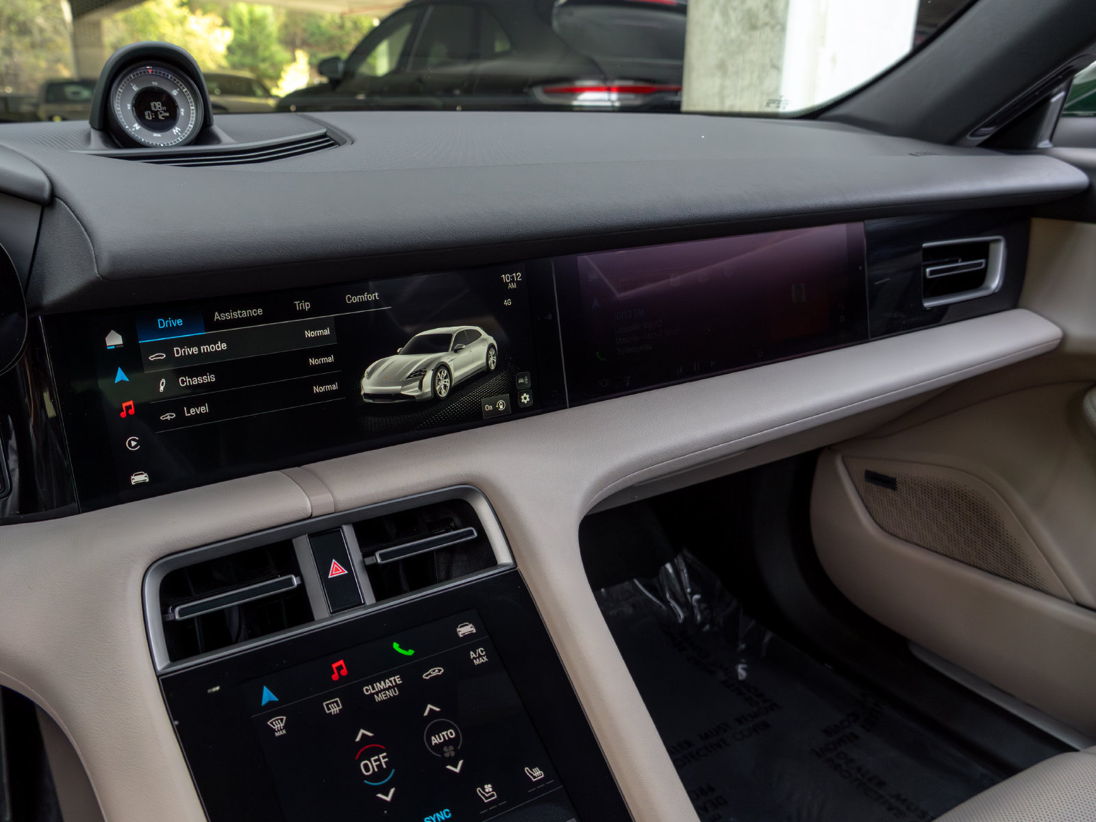 Certified 2025 Porsche Taycan 4S AWD/4WD image 35