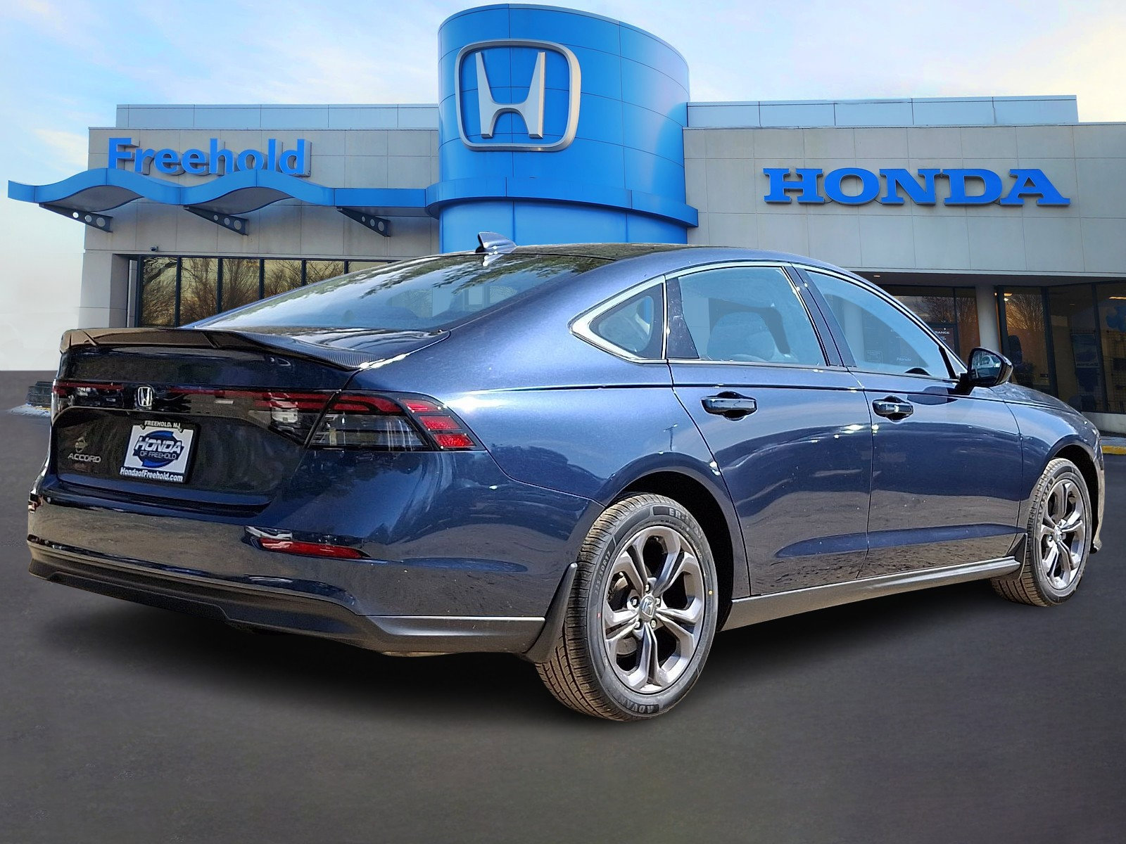 Used 2023 Honda Accord EX image 7