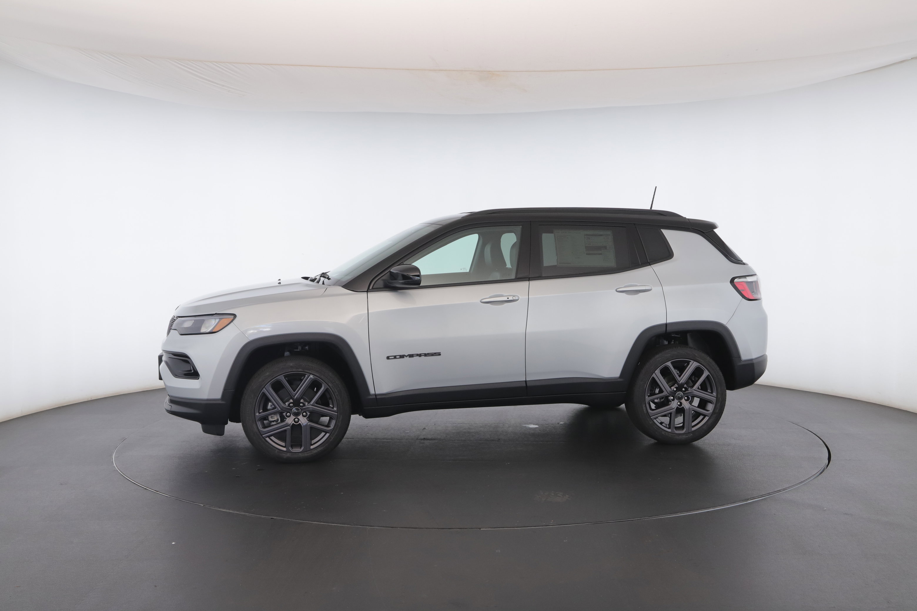New 2026 Jeep Compass Limited image 40