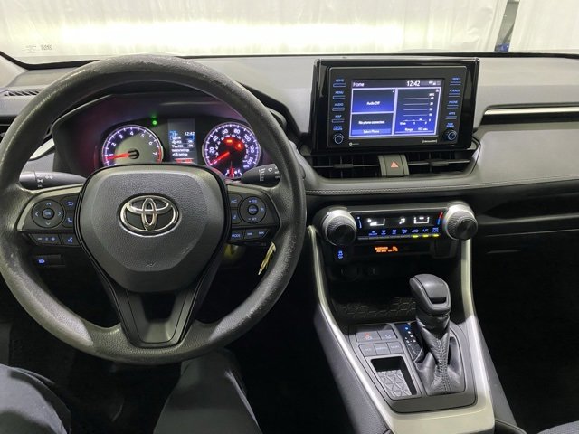 Certified 2021 Toyota RAV4 LE image 18