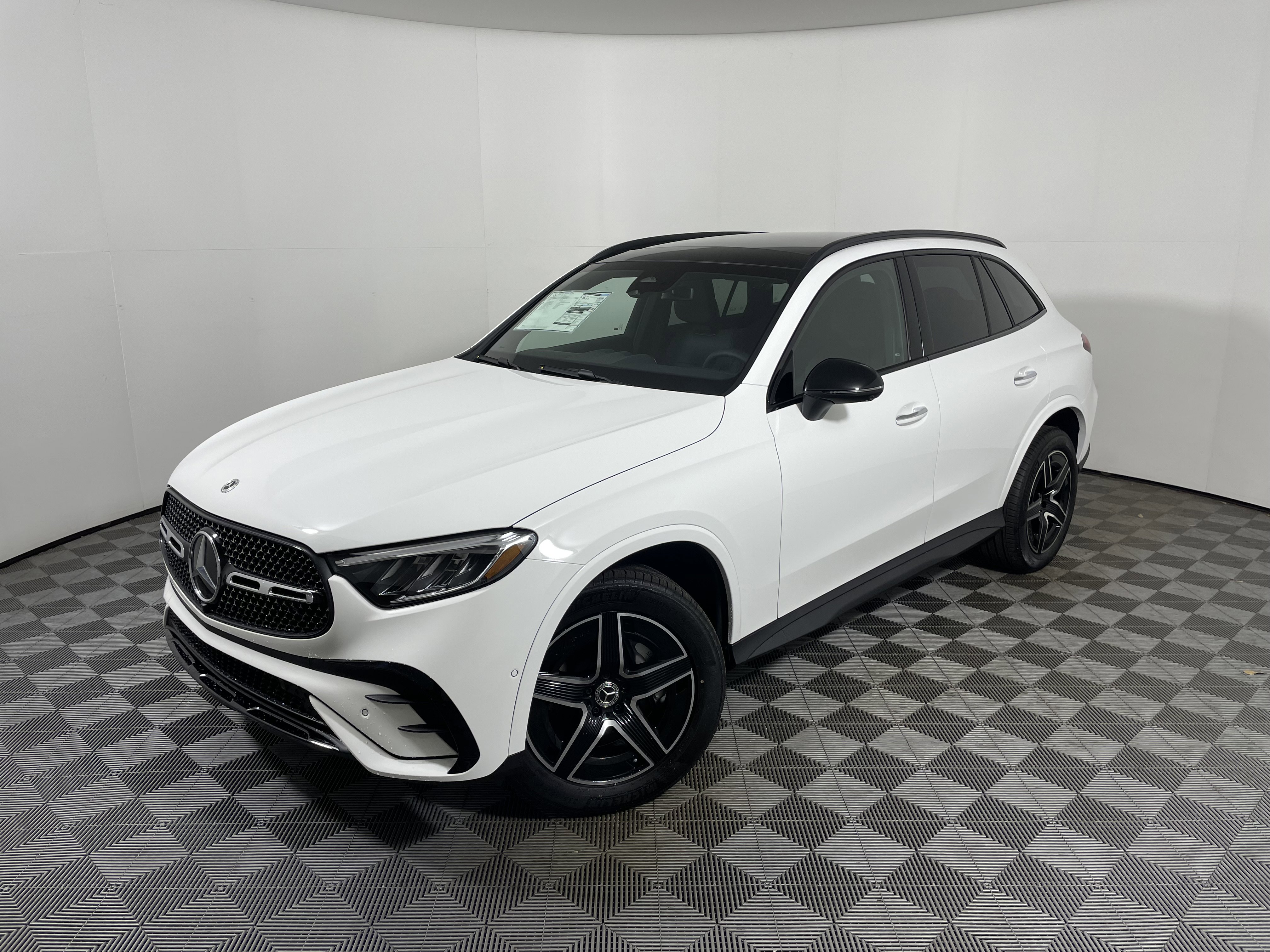 New 2026 Mercedes-Benz GLC 300 4MATIC