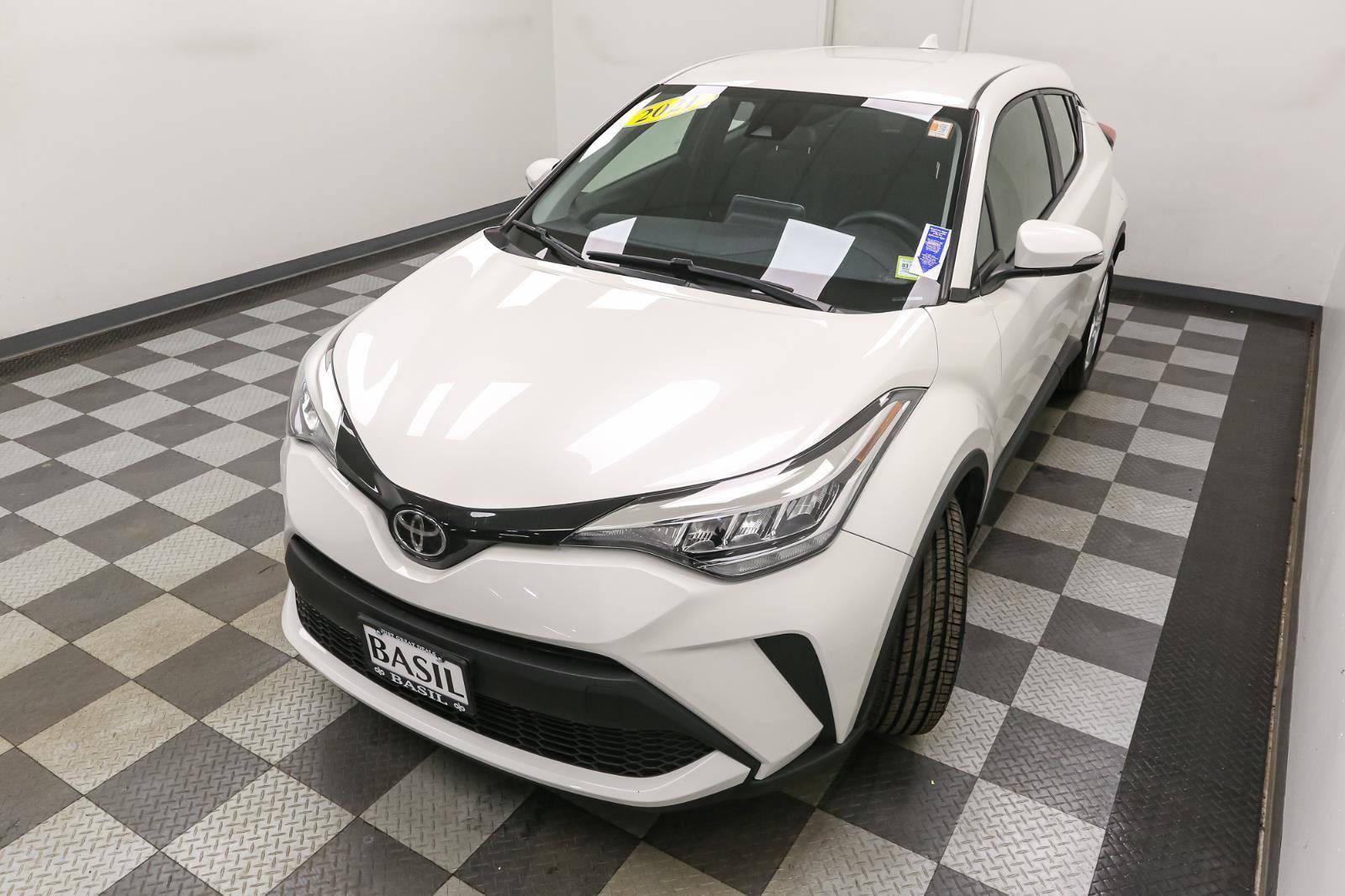 Used 2021 Toyota C-HR LE image 6