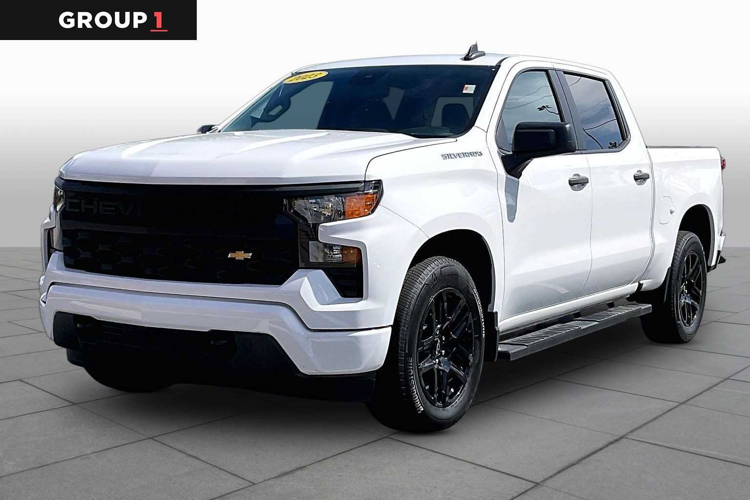 Used 2023 Chevrolet Silverado 1500 Custom RWD image 1