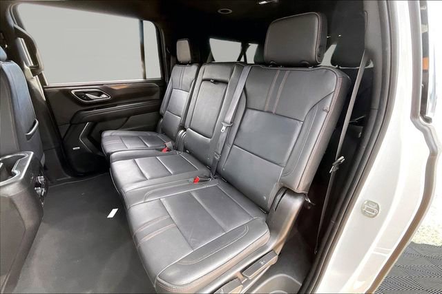 Used 2024 Chevrolet Suburban RST image 16
