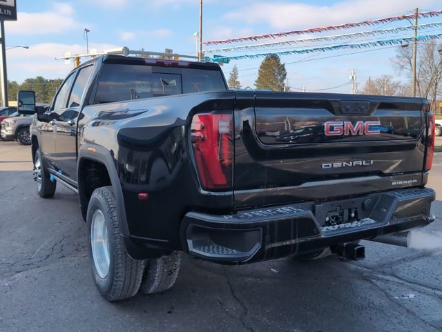 New 2026 GMC Sierra 3500 Denali w/ Technology Package image 5
