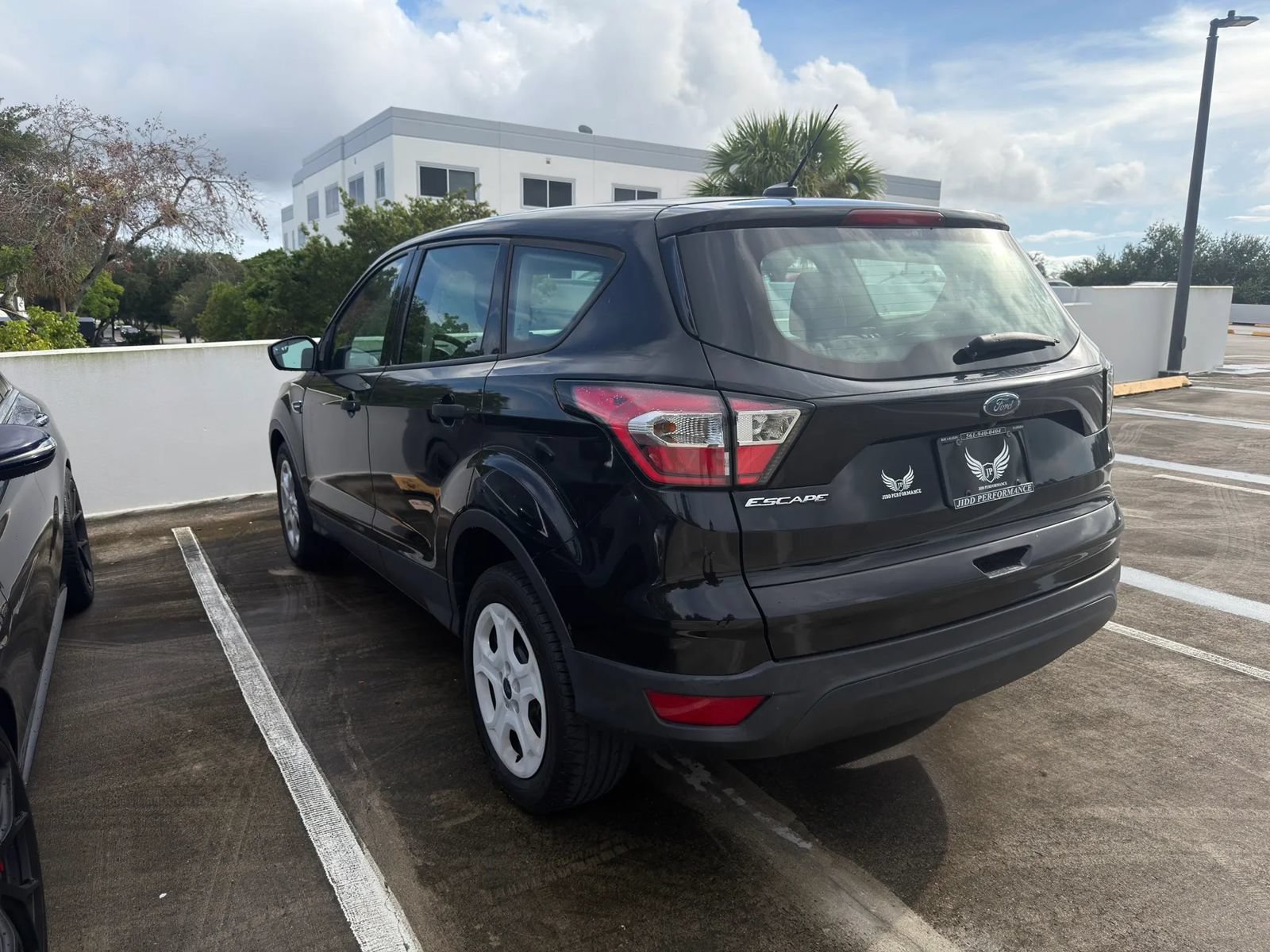 Used 2018 Ford Escape S FWD image 3