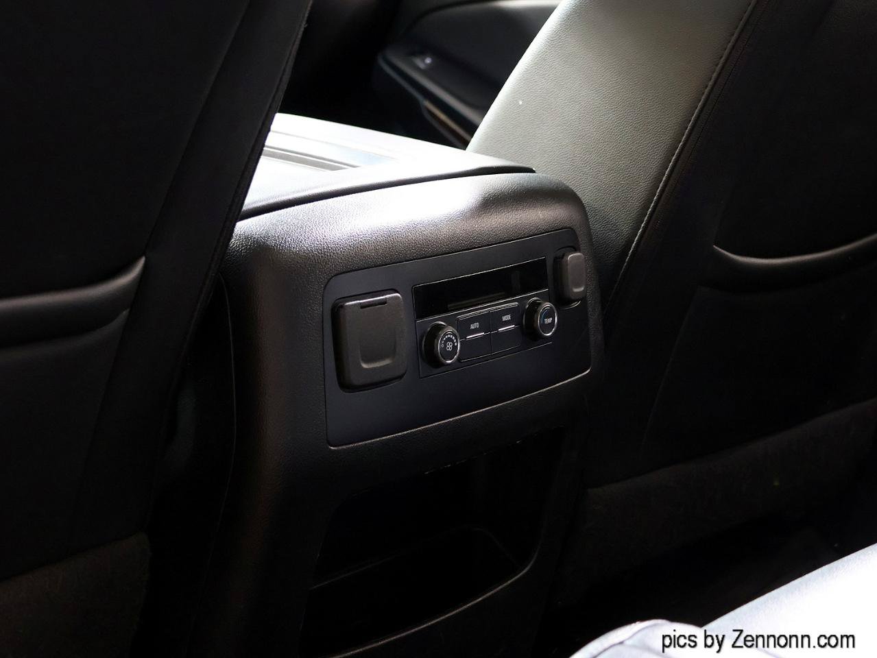 Used 2020 Chevrolet Suburban LT AWD/4WD image 14