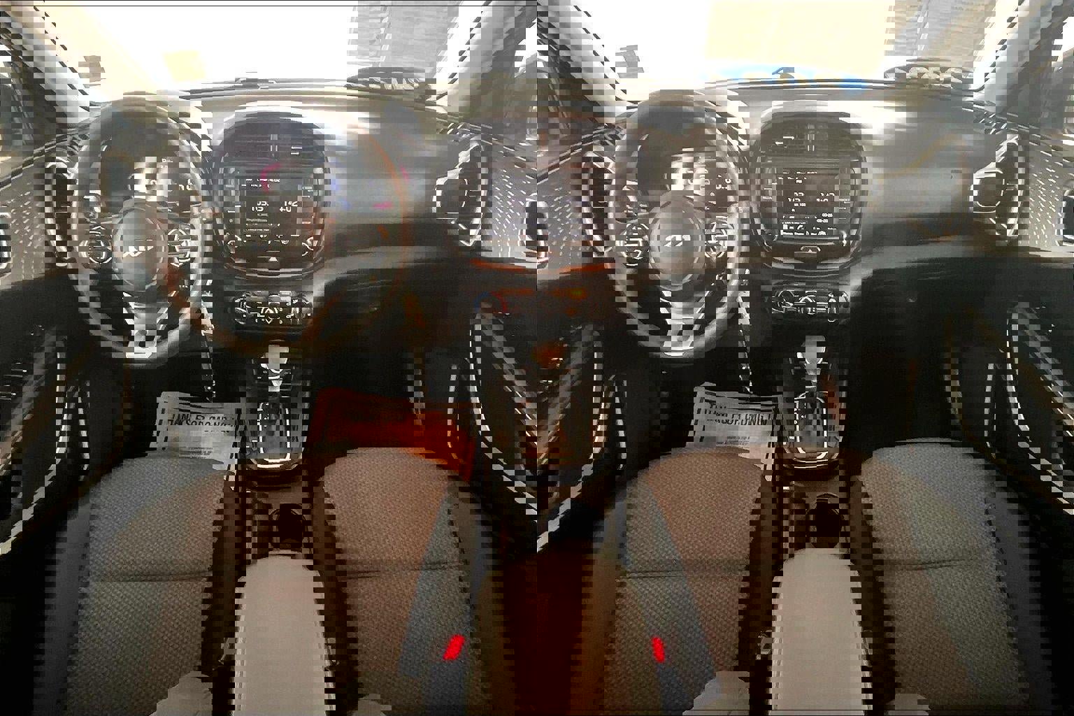 Used 2024 Kia Soul LX w/ Option Group 015 image 7