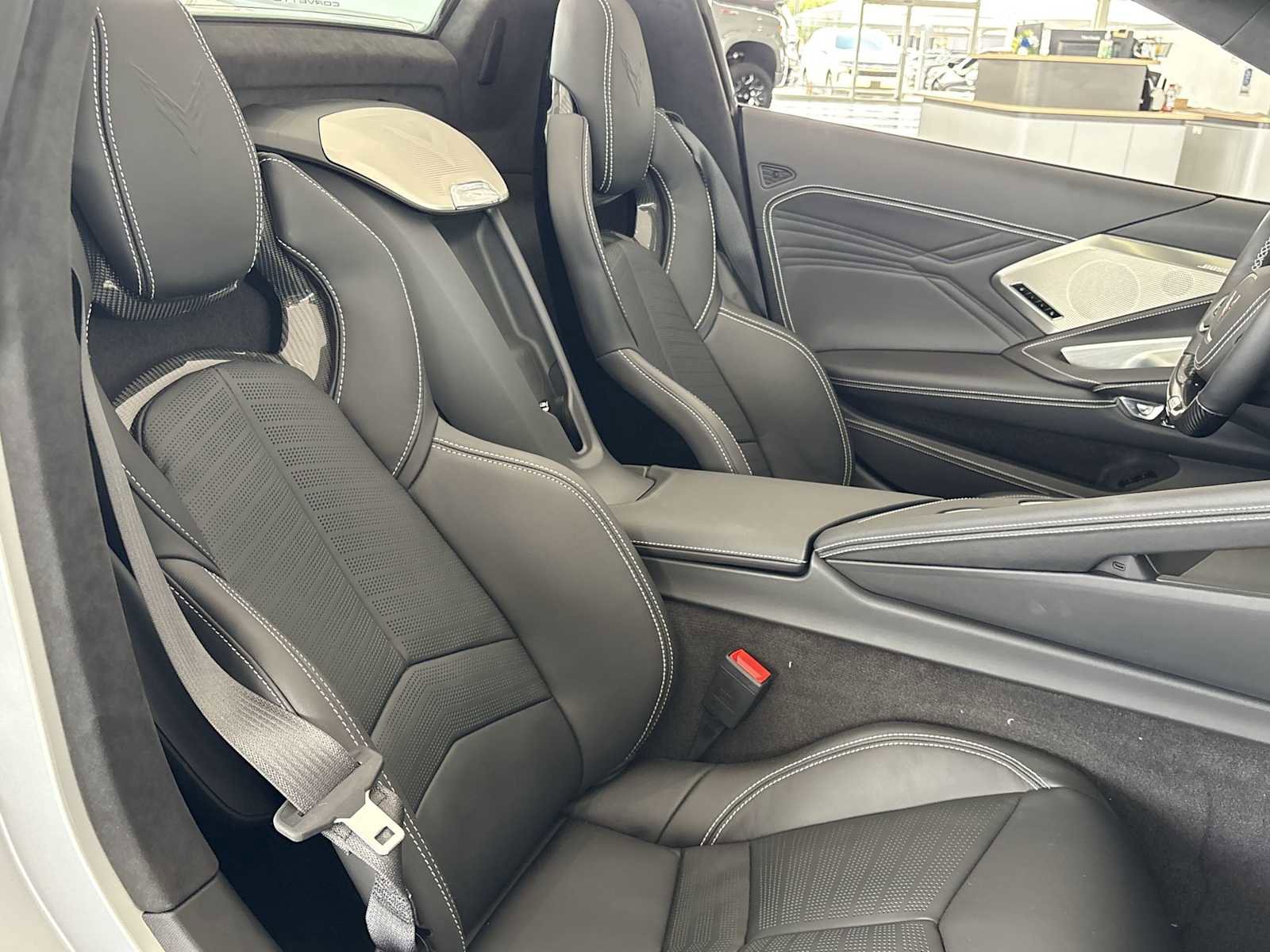 New 2026 Chevrolet Corvette Z06 w/ Z07 Performance Package RWD image 17