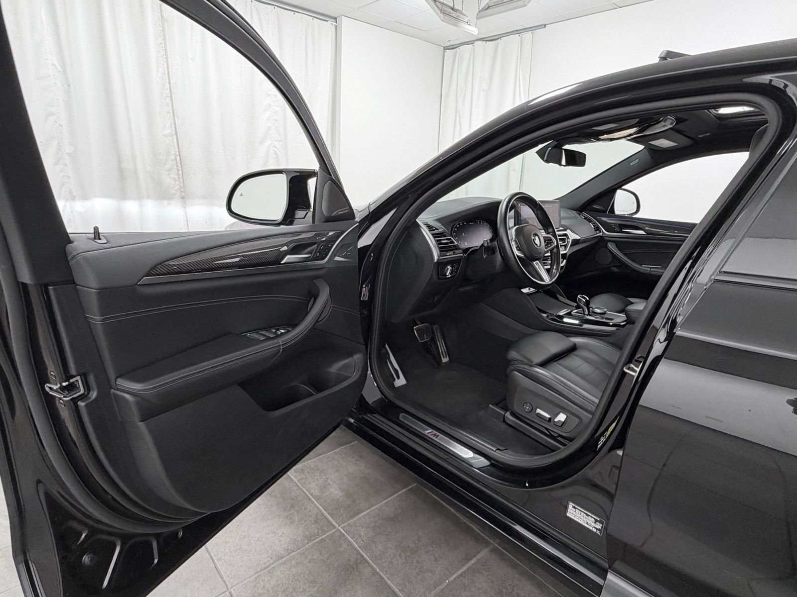 Used 2023 BMW X4 M40i w/ Premium Package AWD/4WD image 24