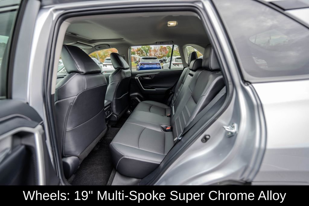 Used 2023 Toyota RAV4 Limited image 13