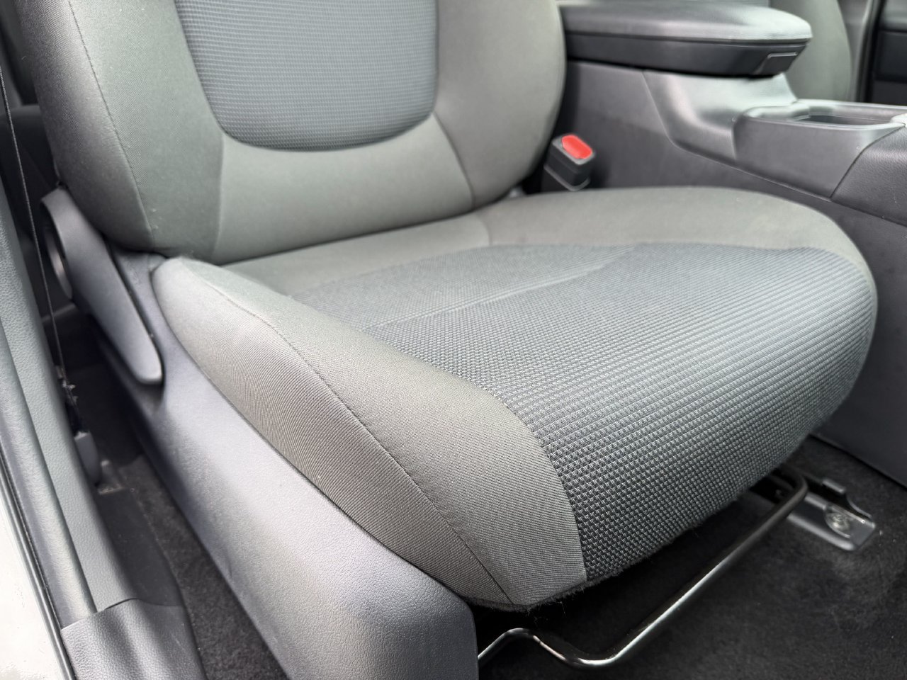 Used 2025 Toyota RAV4 LE FWD image 24