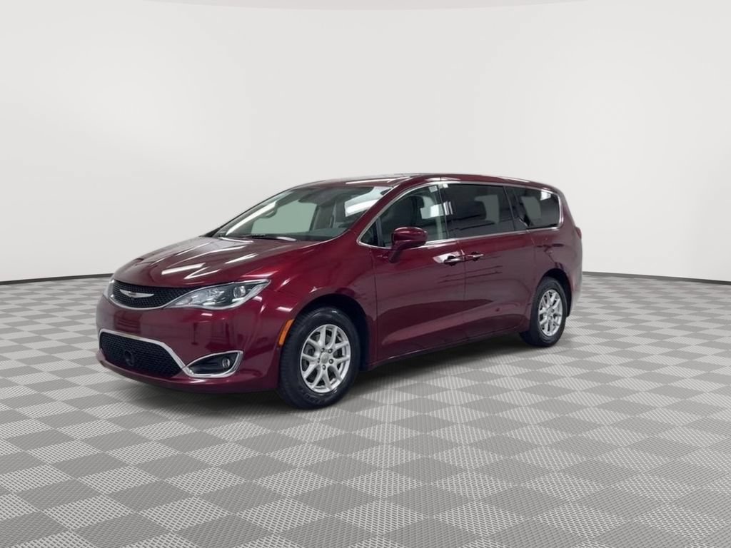 Used 2020 Chrysler Pacifica Touring w/ Advanced Safetytec Group FWD image 4