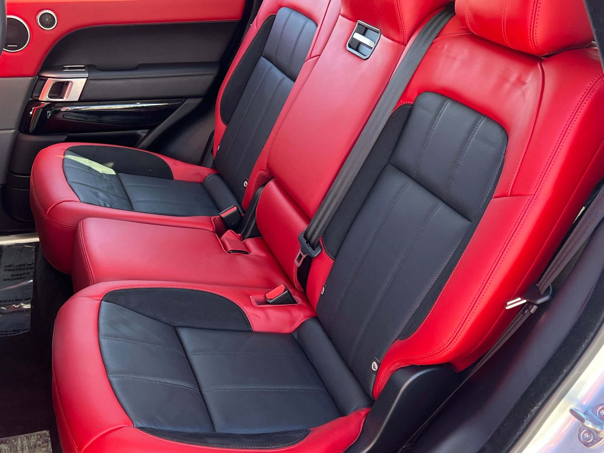 Used 2020 Land Rover Range Rover Sport HST image 18