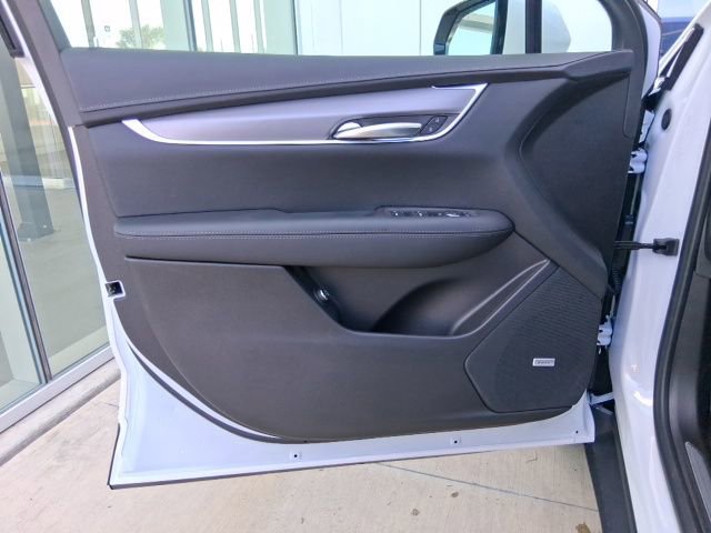 New 2026 Cadillac XT5 Luxury w/ LPO, Floor Liner Package image 16