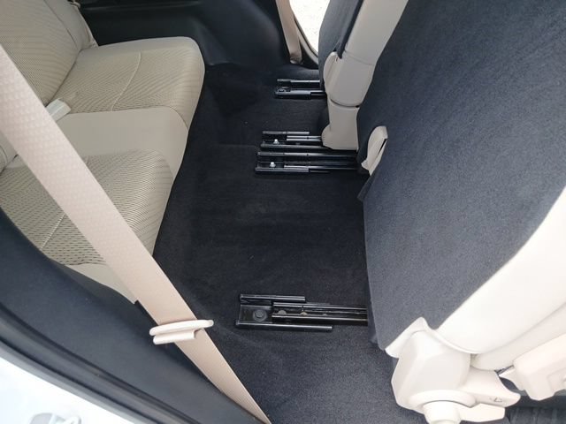 Used 2014 Dodge Journey SXT w/ Flexible Seating Group FWD image 11