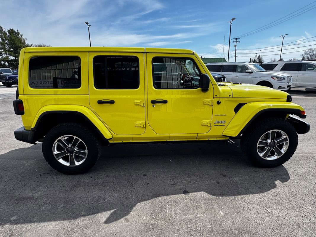 Used 2023 Jeep Wrangler Unlimited Sahara AWD/4WD image 6
